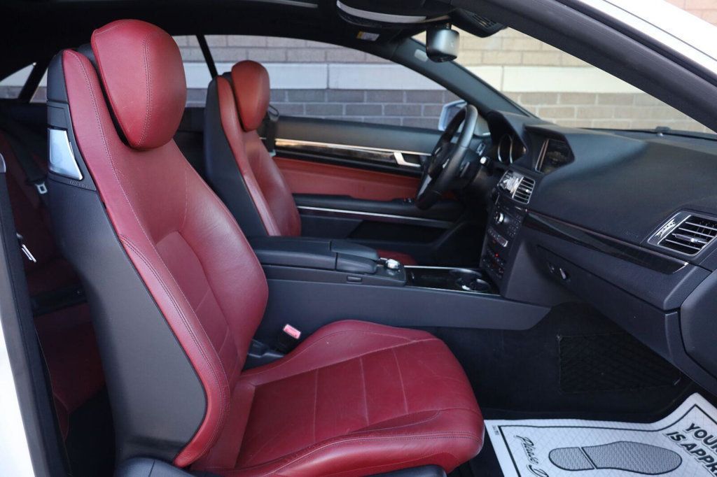 Mercedes-Benz E-Class photo 22