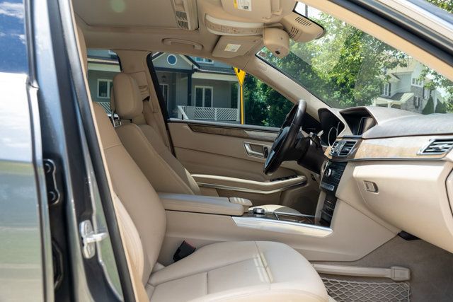 2016 Mercedes-Benz E-Class LocalTrade/4MATIC/PremiumPkg/LaneTrackingPkg/BackupCamera/NAV - 23038441 - 43