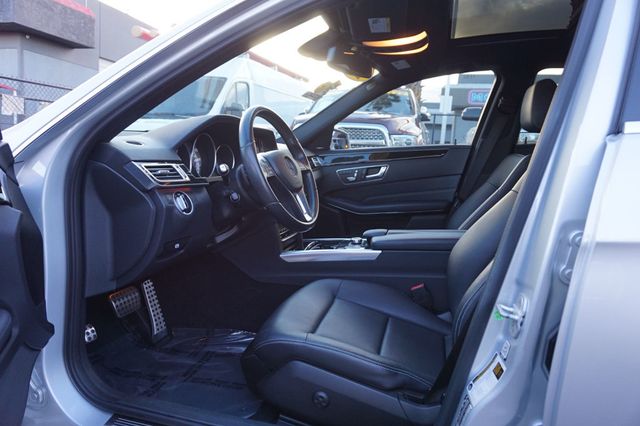 2016 Mercedes-Benz E-Class LOW MILES, SPORT PKG, PREMIUM PKG, PANORAMIC ROOF, BACKUP CAMERA - 22987159 - 17