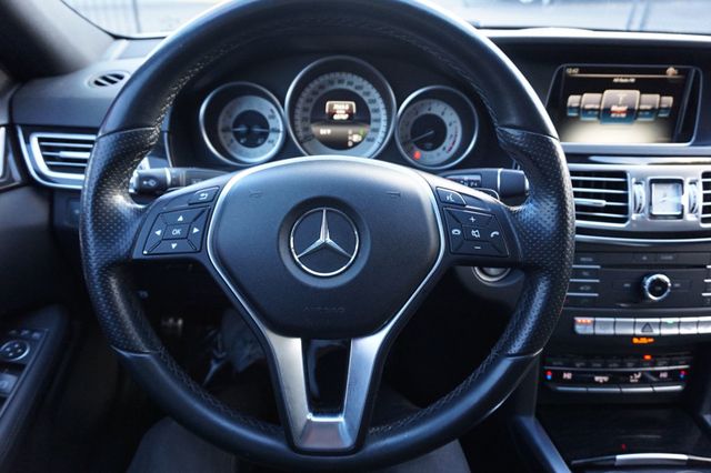 2016 Mercedes-Benz E-Class LOW MILES, SPORT PKG, PREMIUM PKG, PANORAMIC ROOF, BACKUP CAMERA - 22987159 - 25