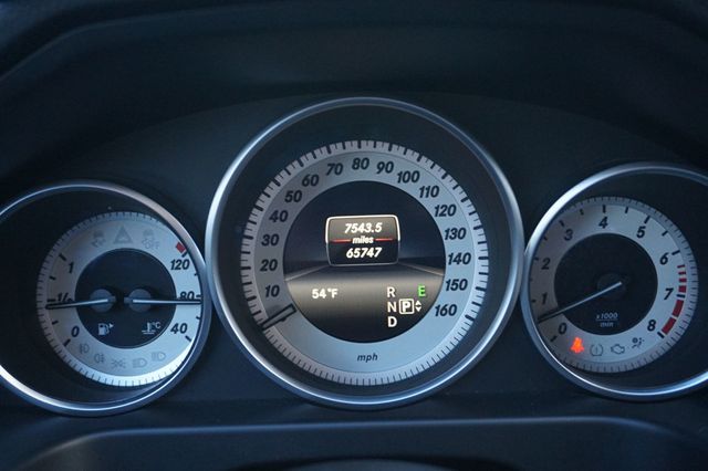 2016 Mercedes-Benz E-Class LOW MILES, SPORT PKG, PREMIUM PKG, PANORAMIC ROOF, BACKUP CAMERA - 22987159 - 26