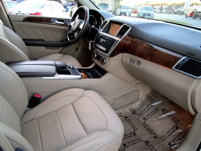 2016 Mercedes-Benz GL 4MATIC 4dr GL 450 - 22947161 - 13