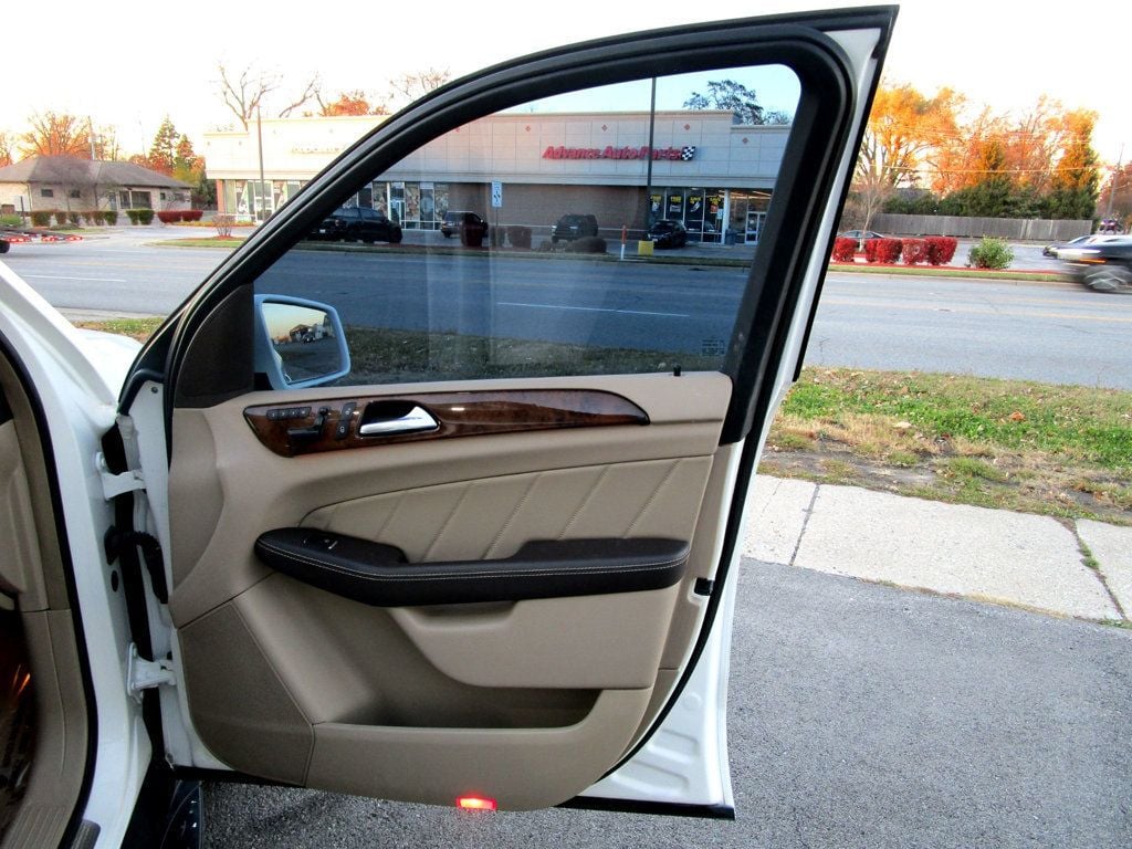 2016 Mercedes-Benz GL 4MATIC 4dr GL 450 - 22947161 - 35