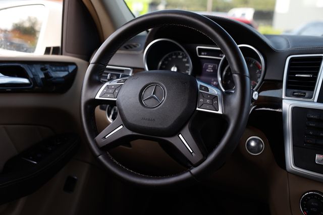 2016 Mercedes-Benz GL 4MATIC 4dr GL 450 - 22952818 - 29