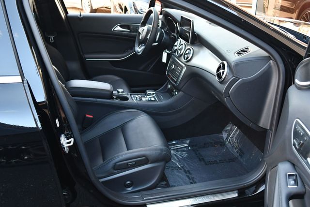 2016 Mercedes-Benz GLA 4MATIC 4 Door AMG GLA 45 SUV W/Premium & Multimedia Packages - 23071408 - 43