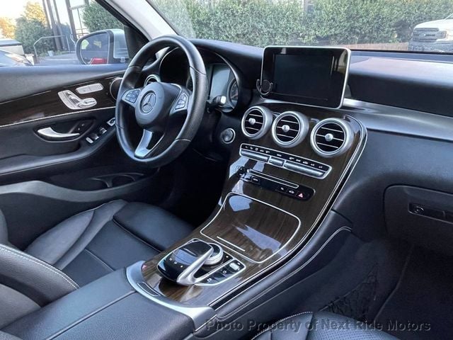 2016 Mercedes-Benz GLC 2016 MERCEDES-BENZ GLC 300 1-OWNER GREAT-DEAL 615-730-9991 - 22914331 - 16