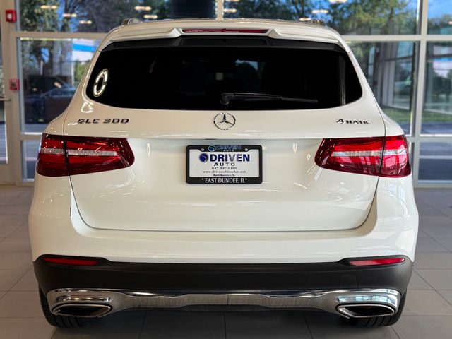 2016 Mercedes-Benz GLC 4MATIC 4dr GLC 300 - 23041142 - 10