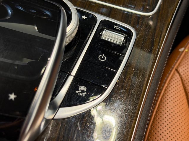 2016 Mercedes-Benz GLC 4MATIC 4dr GLC 300 - 23041142 - 33