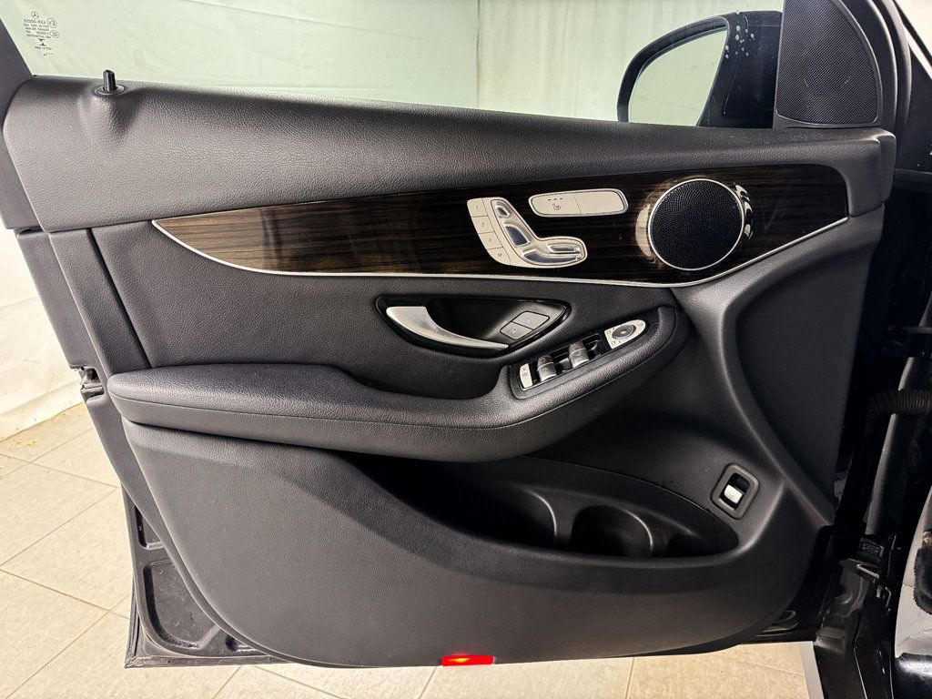 2016 Mercedes-Benz GLC 4MATIC PREMIUM AWD - 22942939 - 12