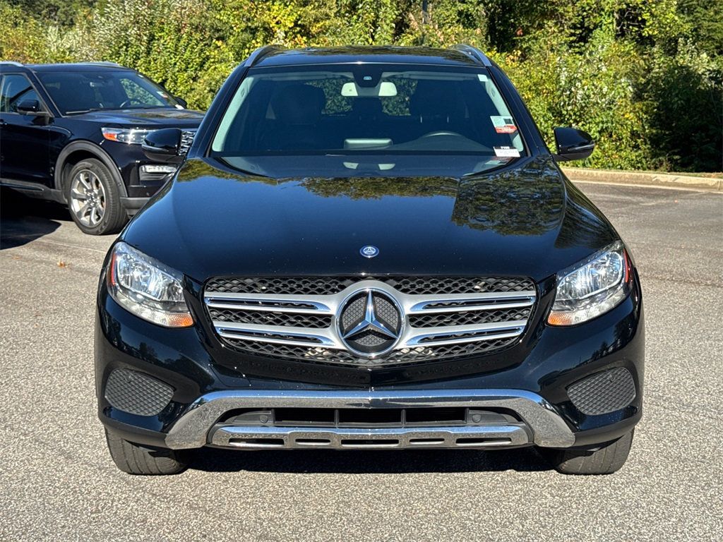 2016 Mercedes Benz GLC 300 photo 2