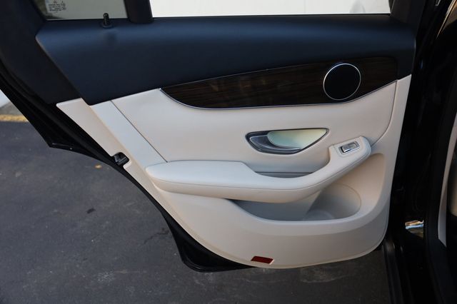 2016 Mercedes-Benz GLC RWD 4dr GLC 300 - 22968480 - 15