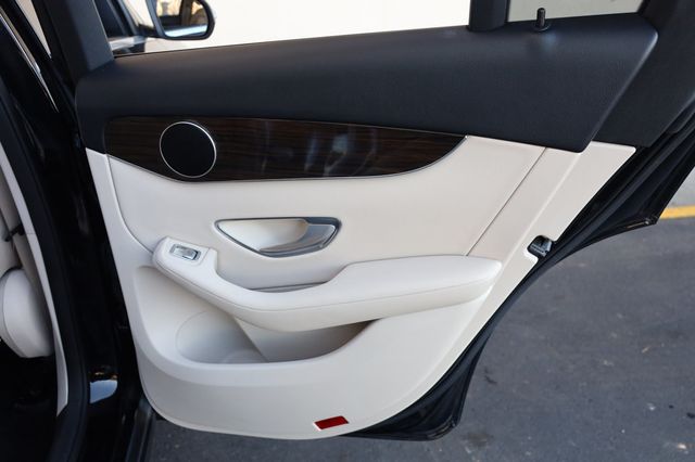 2016 Mercedes-Benz GLC RWD 4dr GLC 300 - 22968480 - 18