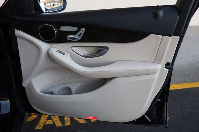 2016 Mercedes-Benz GLC RWD 4dr GLC 300 - 22968480 - 21