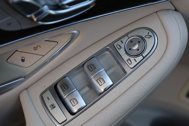 2016 Mercedes-Benz GLC RWD 4dr GLC 300 - 22968480 - 29