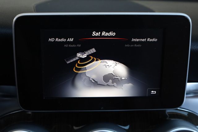 2016 Mercedes-Benz GLC RWD 4dr GLC 300 - 22968480 - 33