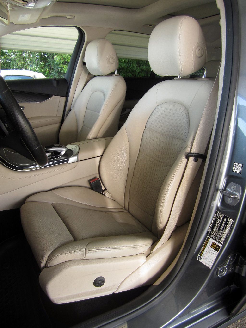 2016 Mercedes Benz GLC 300 photo 15