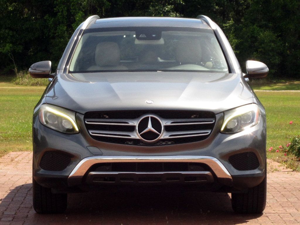 2016 Mercedes Benz GLC 300 photo 3