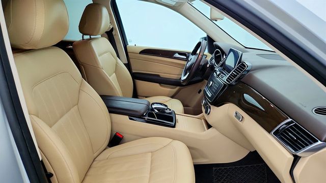 2016 Mercedes-Benz GLE 4MATIC 4dr GLE 300d w/ Premium Pkg, Lane Tracking & COMAND Nav - 23013739 - 22