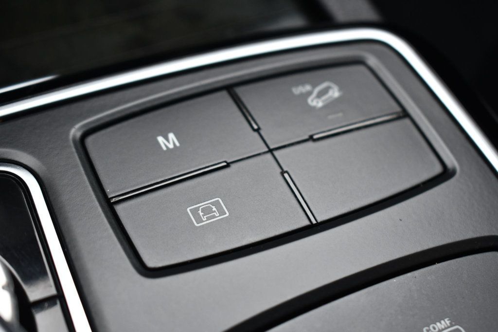 2016 Mercedes Benz GLE 4MATIC 350 photo 39