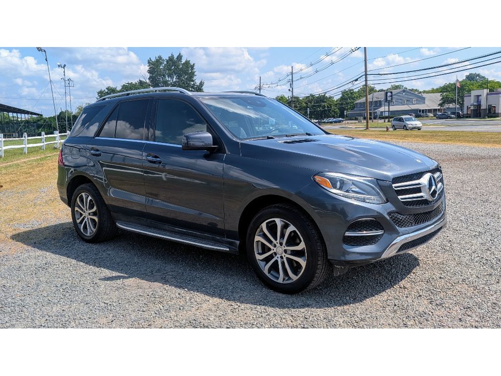 2016 Mercedes Benz GLE 4MATIC 350 photo 3