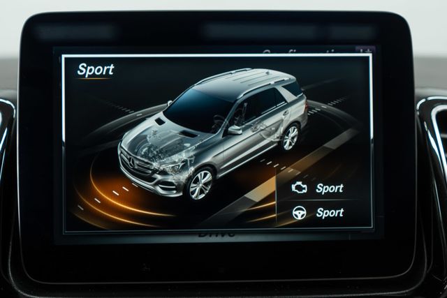 2016 Mercedes-Benz GLE 4MATIC 4dr GLE 350 - 22981258 - 26