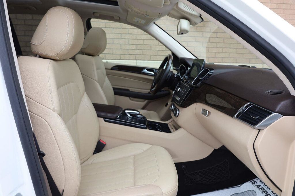 Mercedes-Benz GLE photo 28