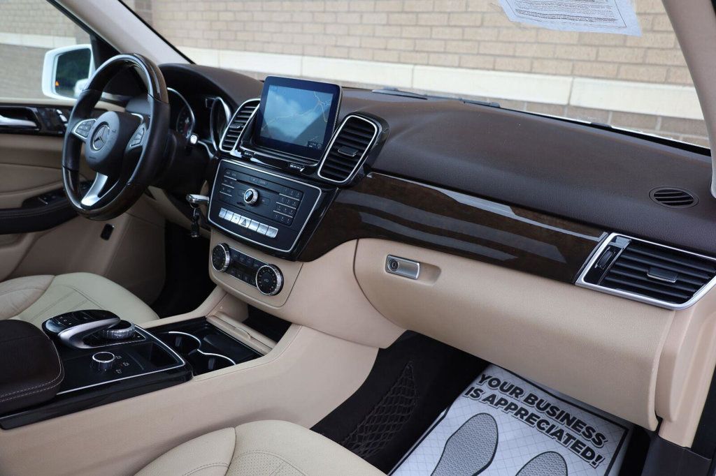 Mercedes-Benz GLE photo 30