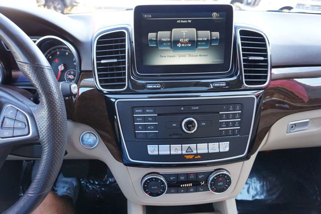 2016 Mercedes-Benz GLE GLE 350 4MATIC, AWD, NAVIGATION, BACKUP CAEMRA, MOON ROOF - 23062946 - 29