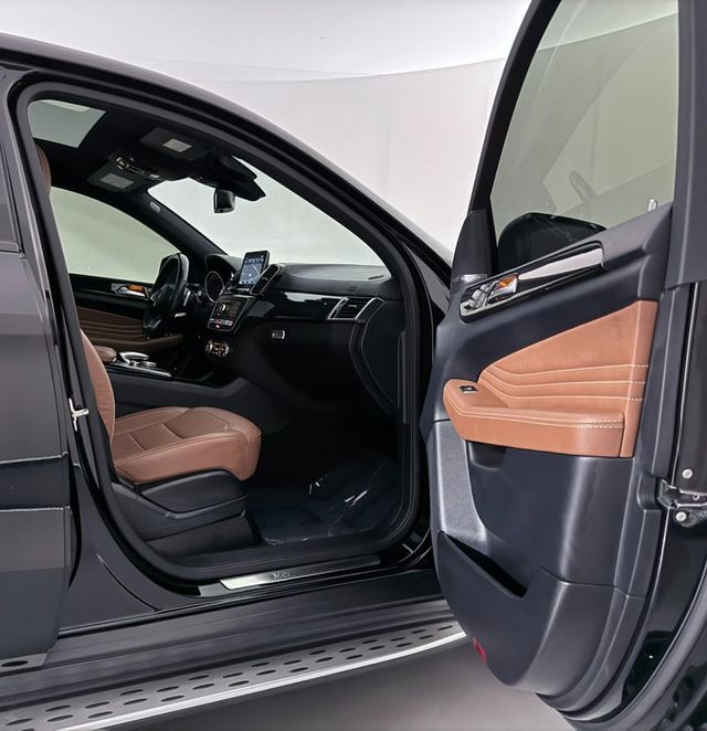 2016 Mercedes-Benz GLE Class GLE400 4MATIC - 22943999 - 23