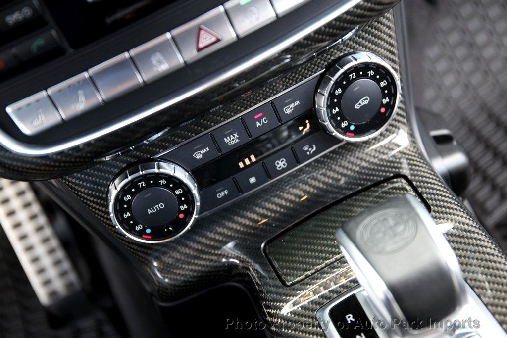 2016 Mercedes Benz G AMG 63 photo 35