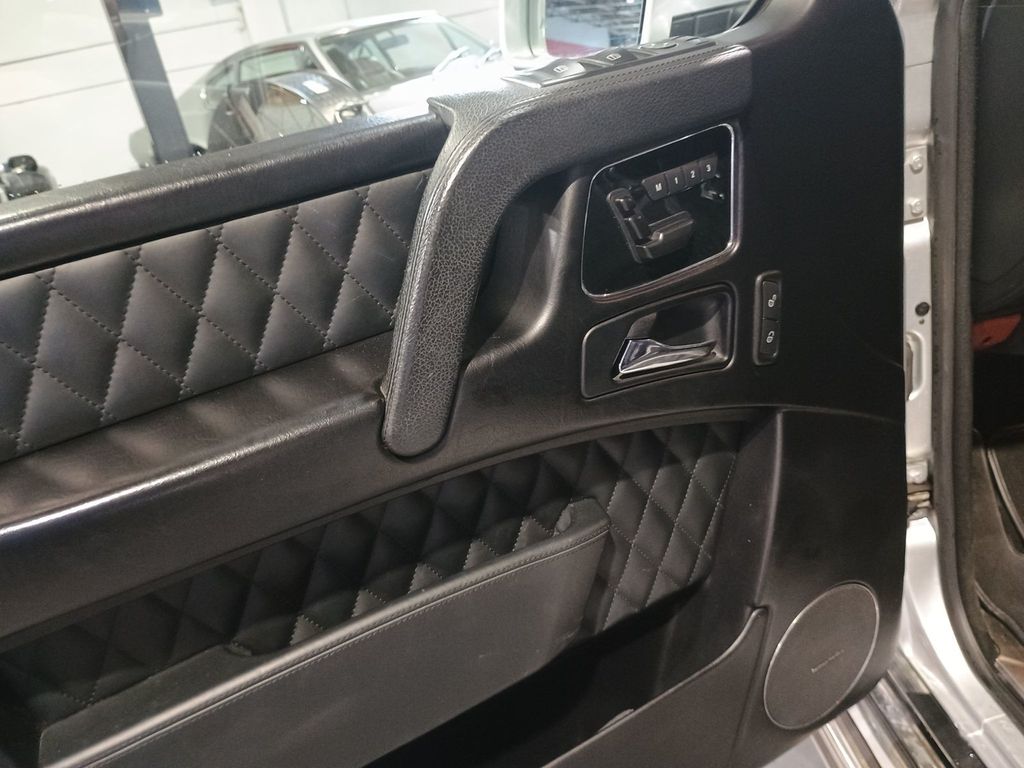 2016 Mercedes-Benz G-Class 4MATIC 4dr AMG G 63 Designo Clean Autocheck - 23058369 - 13