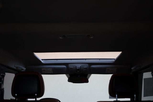 2016 Mercedes-Benz G-Class 4MATIC 4dr G 550 - 22971824 - 11