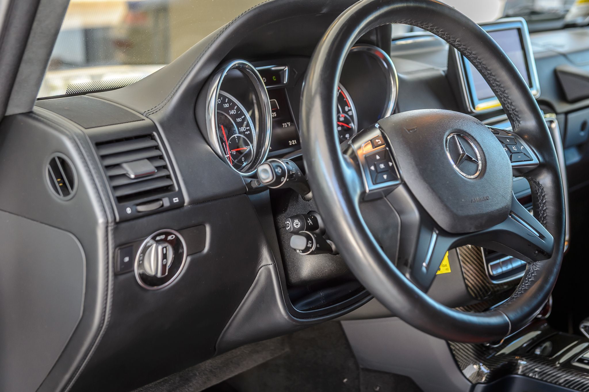 2016 Mercedes Benz G 63 photo 23