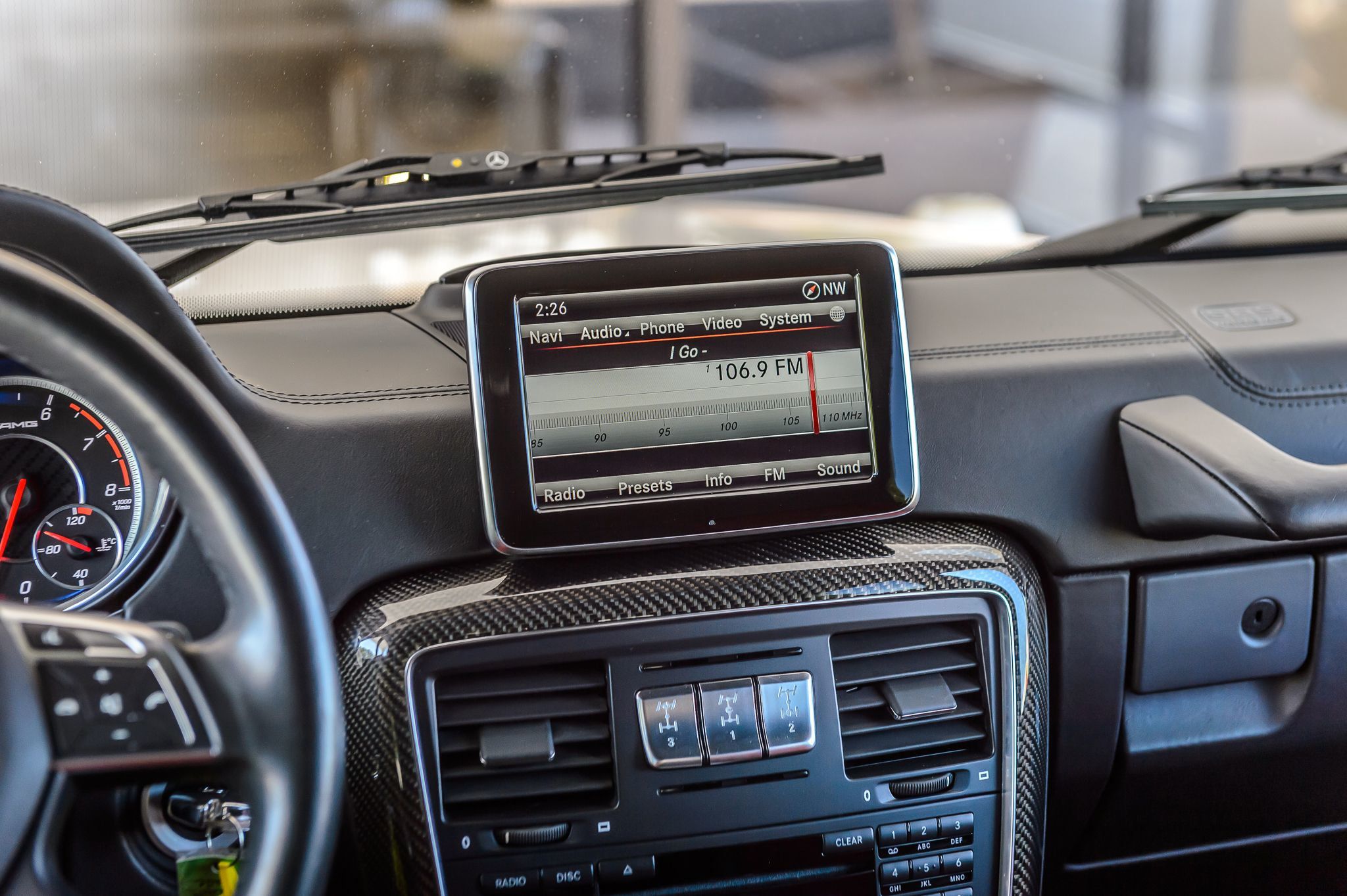 2016 Mercedes Benz G 63 photo 27