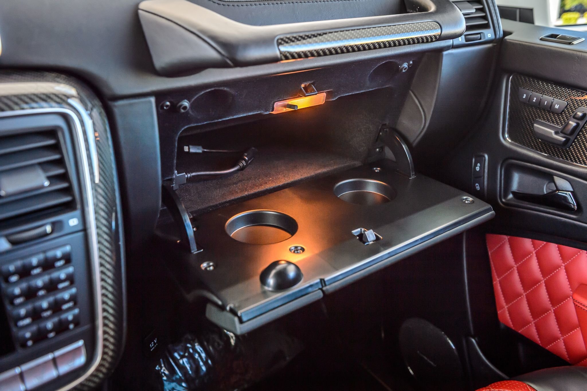 2016 Mercedes Benz G 63 photo 33