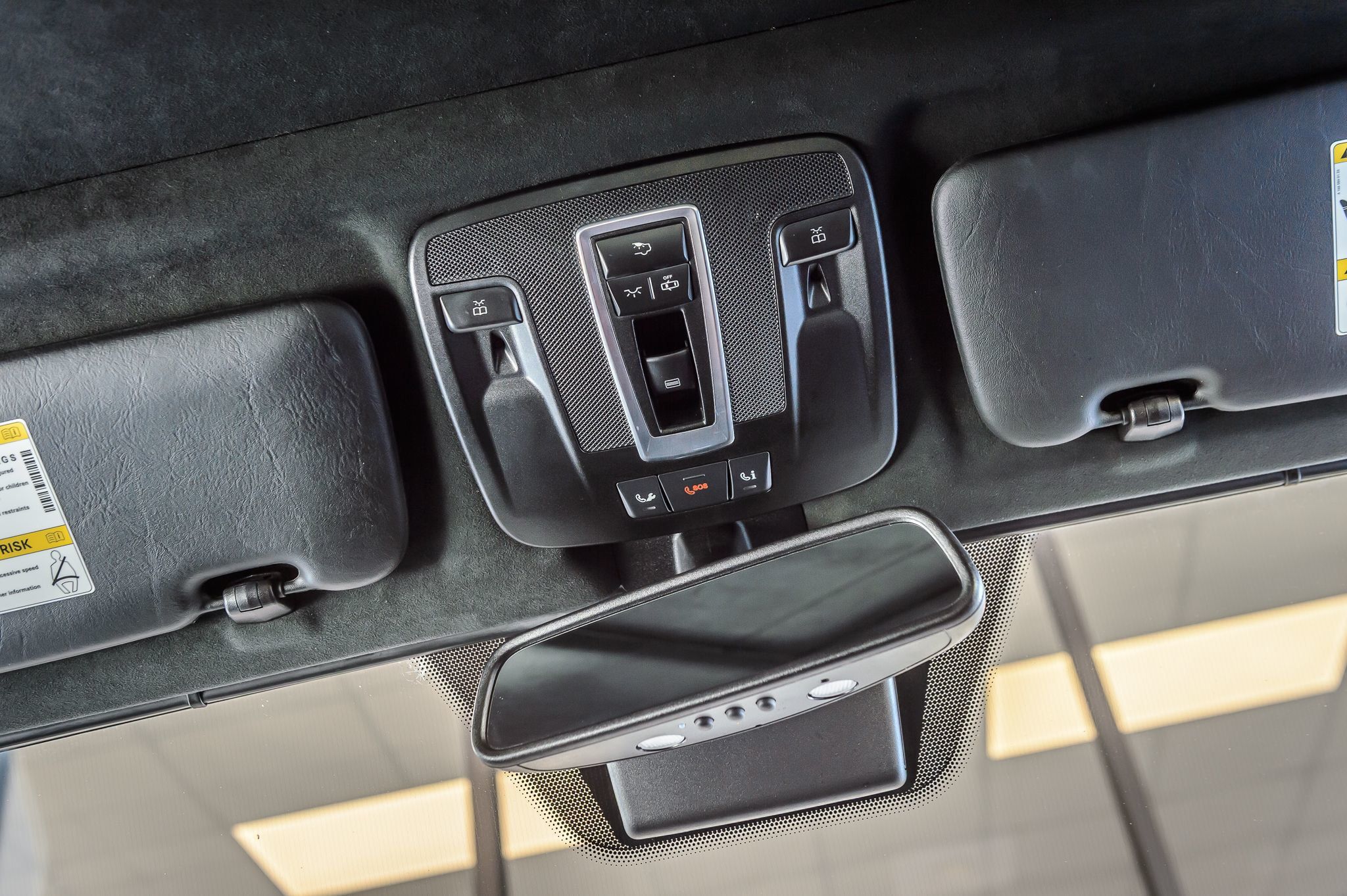 2016 Mercedes Benz G 63 photo 34