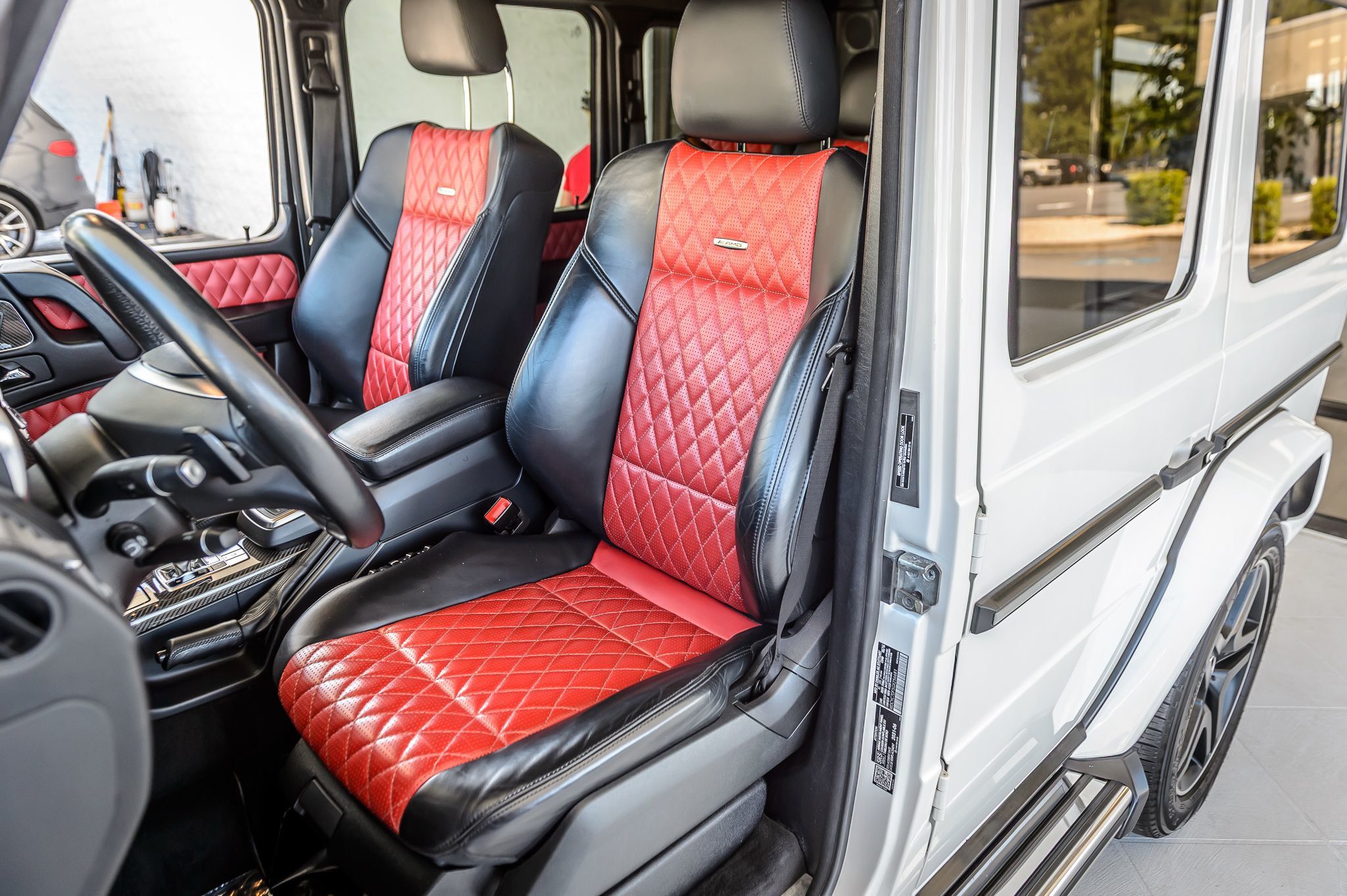 2016 Mercedes Benz G 63 photo 37