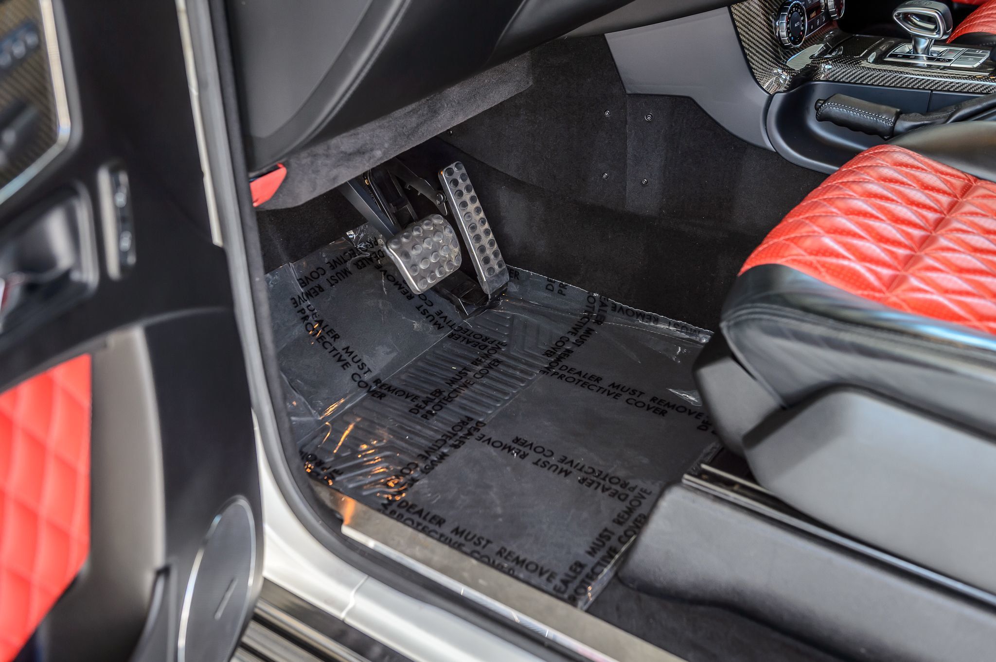 2016 Mercedes Benz G 63 photo 38