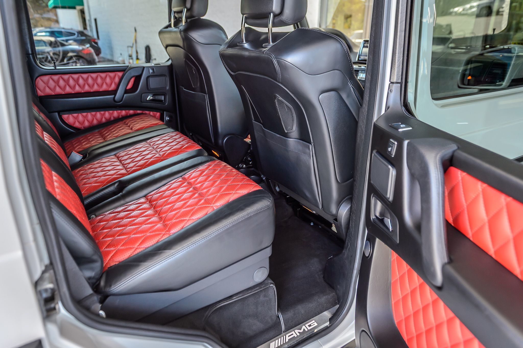 2016 Mercedes Benz G 63 photo 40
