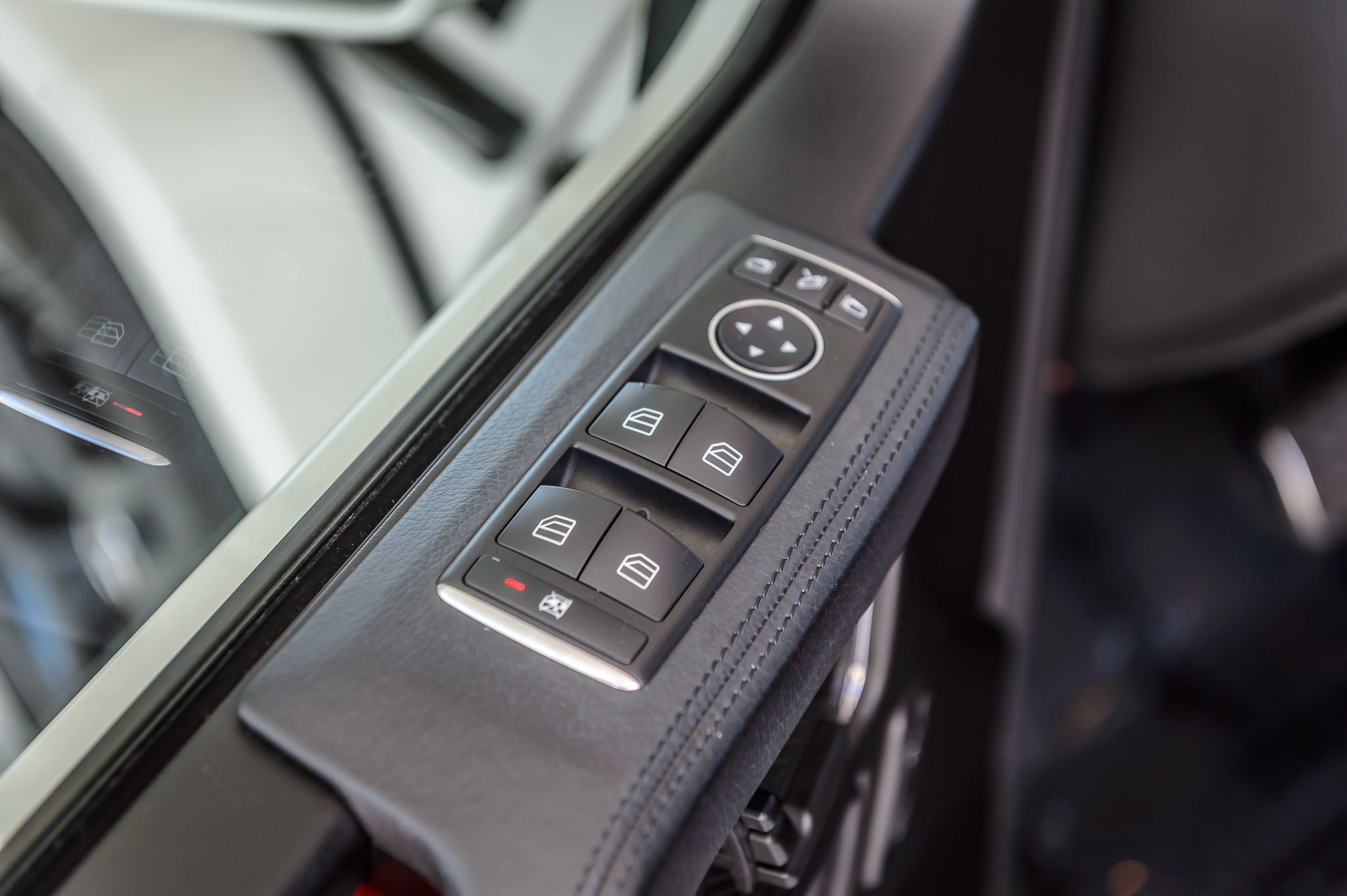 2016 Mercedes Benz G 63 photo 45