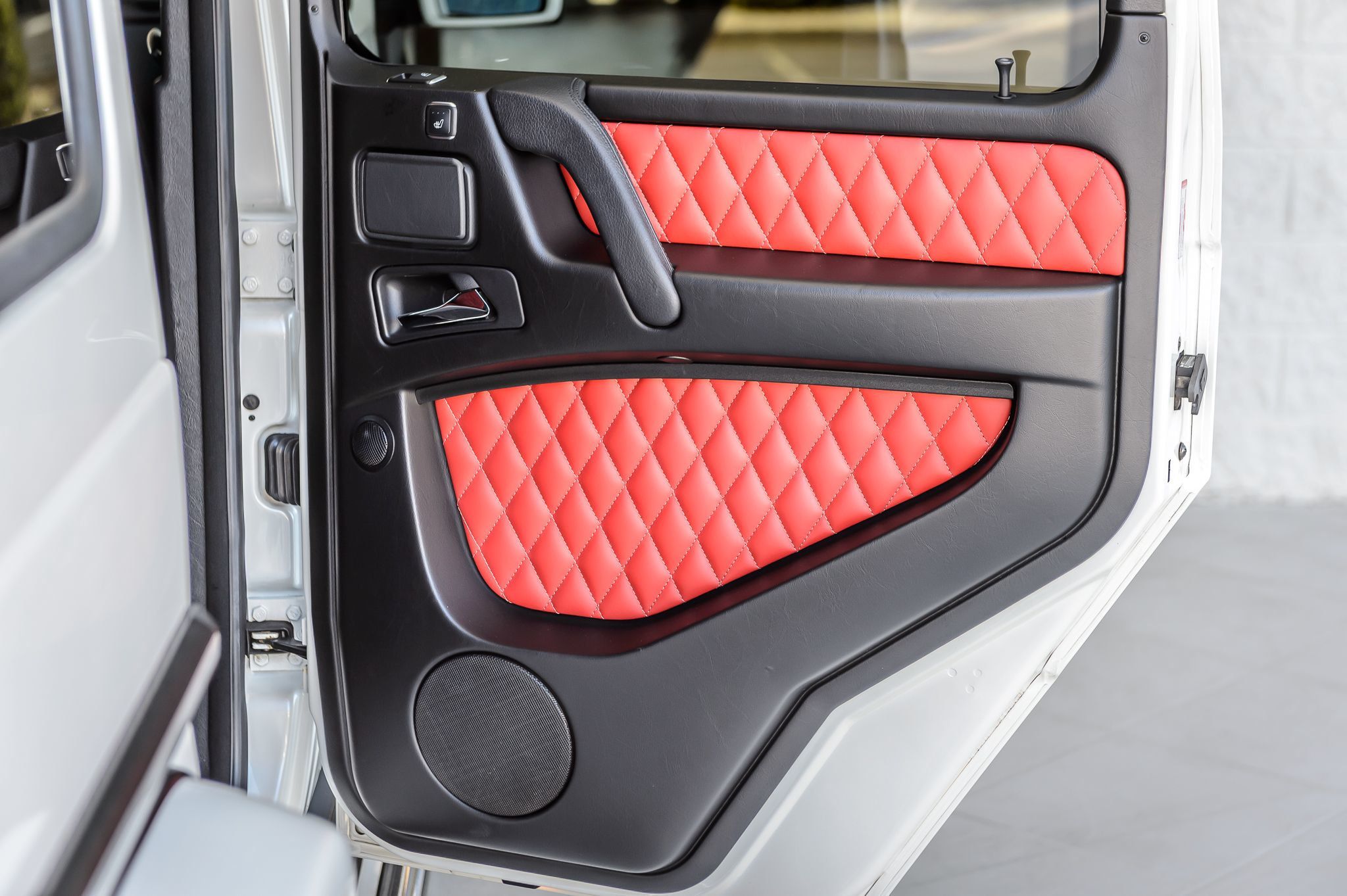 2016 Mercedes Benz G 63 photo 50
