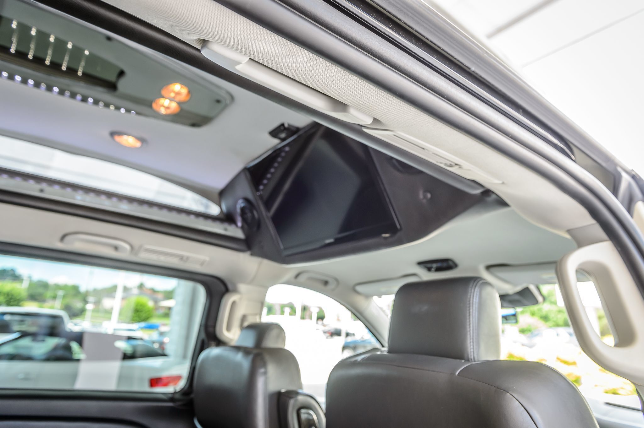 2016 Mercedes Benz Metris Passenger Van photo 40