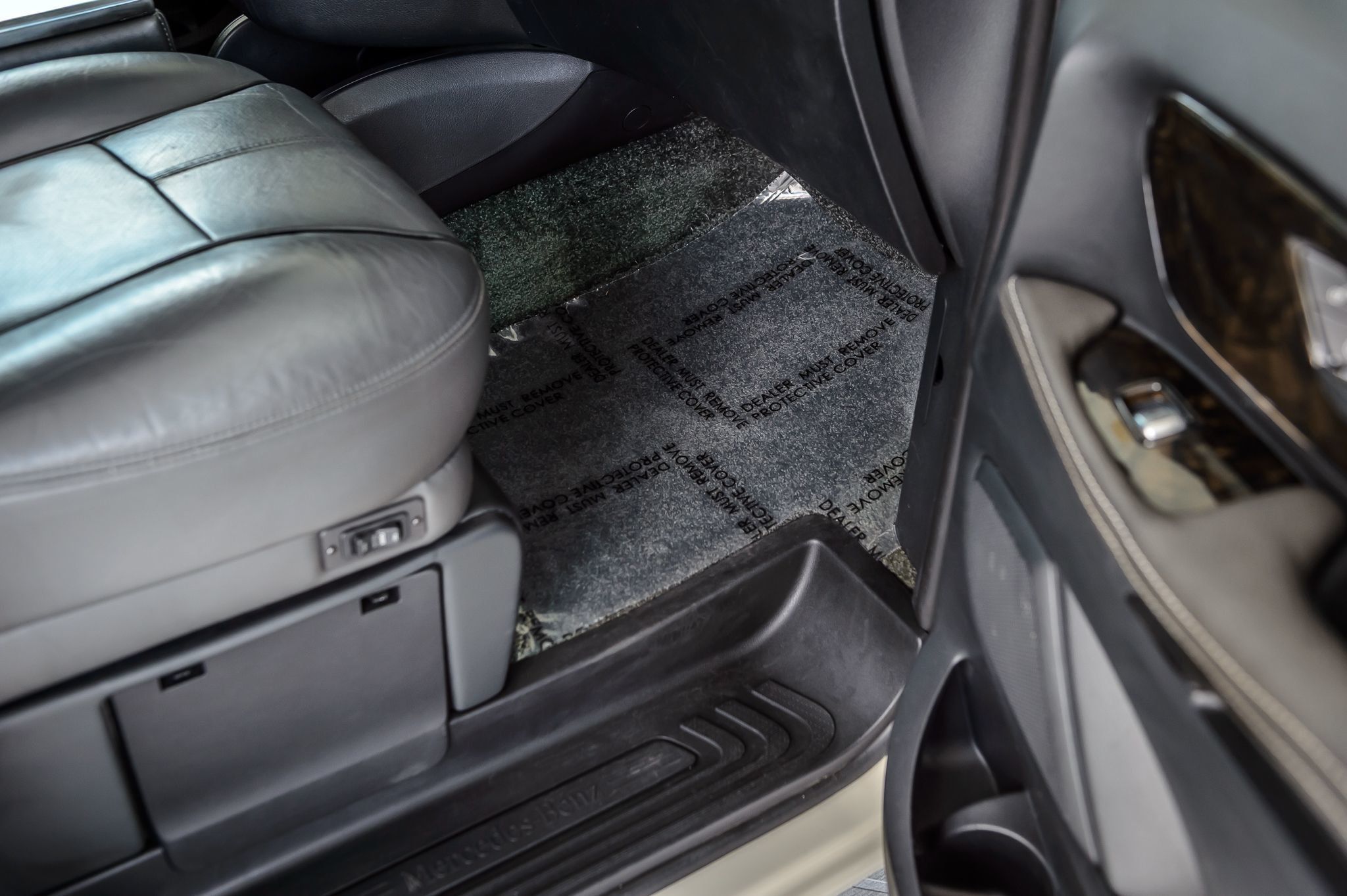 2016 Mercedes Benz Metris Passenger Van photo 44