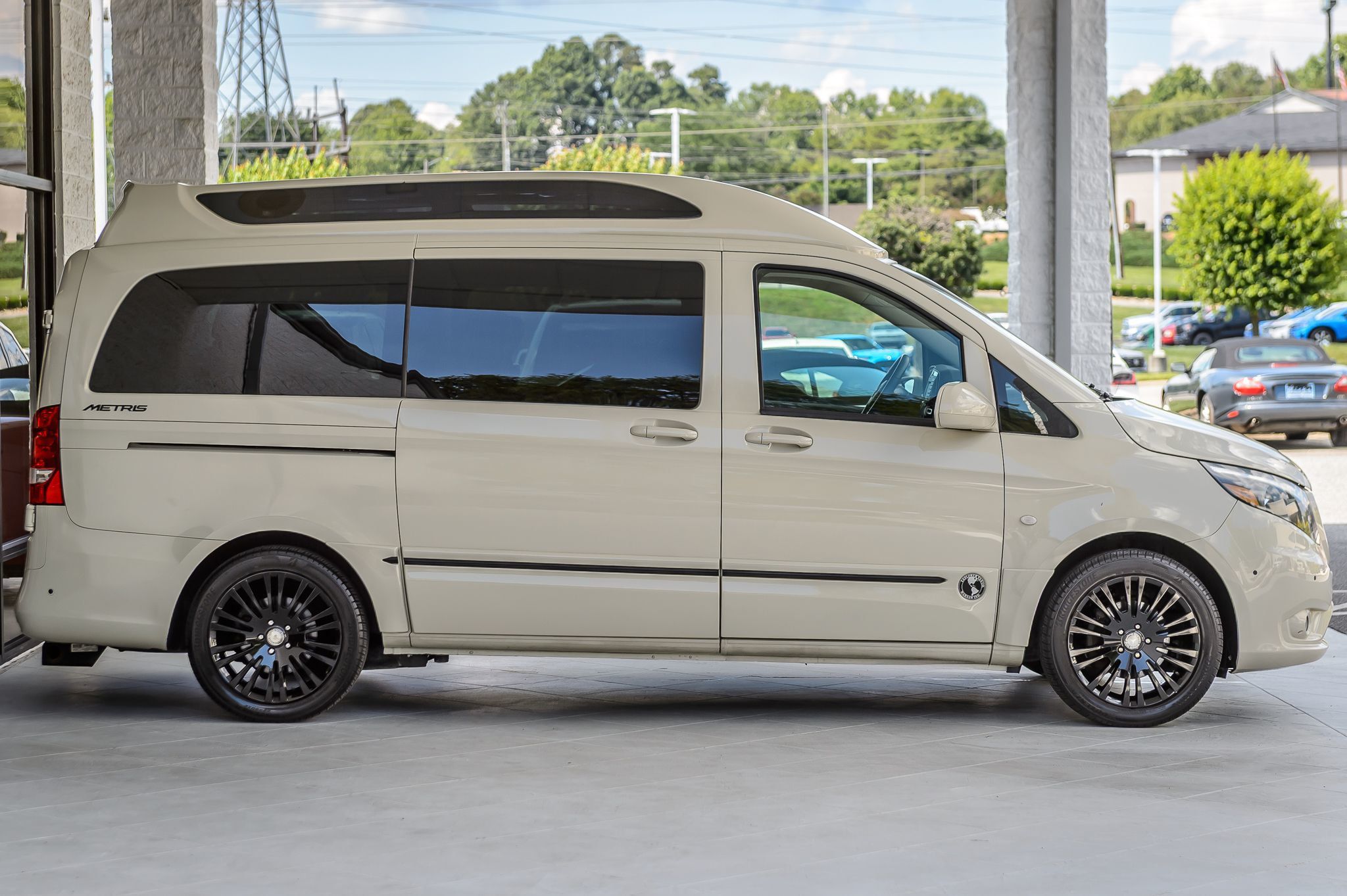 2016 Mercedes Benz Metris Passenger Van photo 50