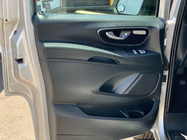 2016 Mercedes-Benz Metris Passenger Van Metris Passenger Van RWD 126" - 23031868 - 10