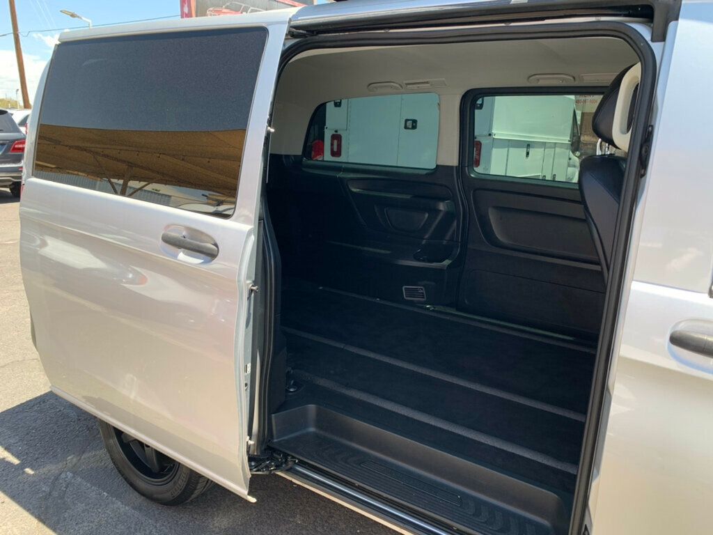 2016 Mercedes-Benz Metris Passenger Van Metris Passenger Van RWD 126" - 23031868 - 18