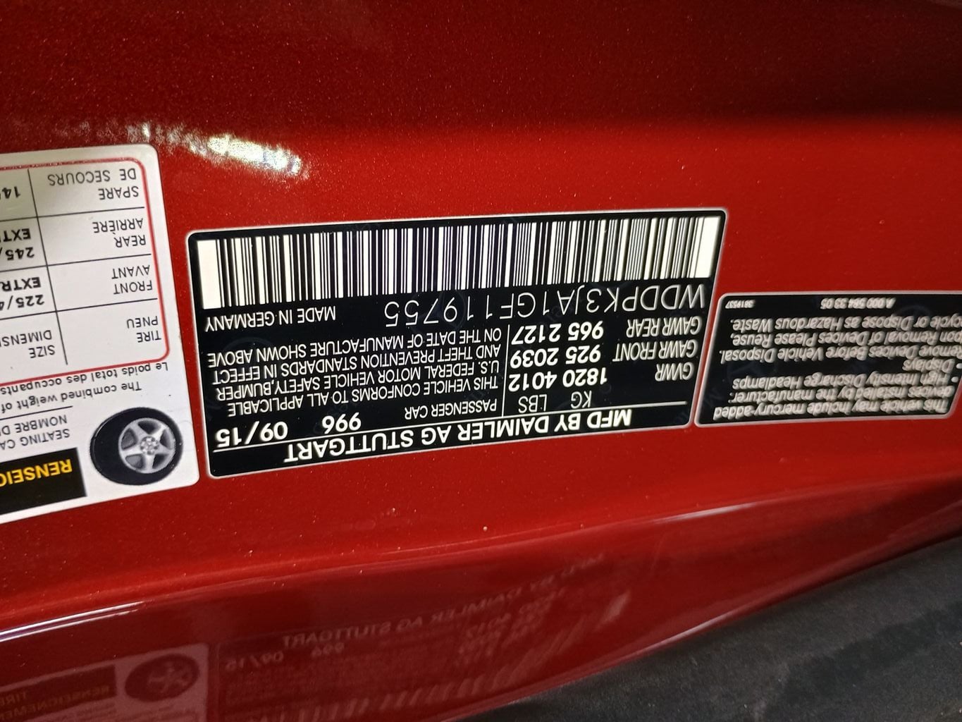 2016 Mercedes-Benz SLK 2dr Roadster SLK 300 AMG Sport Designo - 23040600 - 40