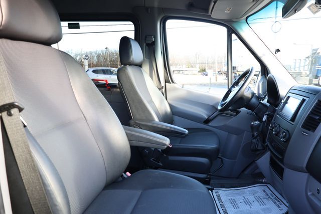 2016 Mercedes-Benz Sprinter Chassis-Cabs Reg Cab 170'' WB with Driver Comfort Package (15-Person Seating) - 22970630 - 24