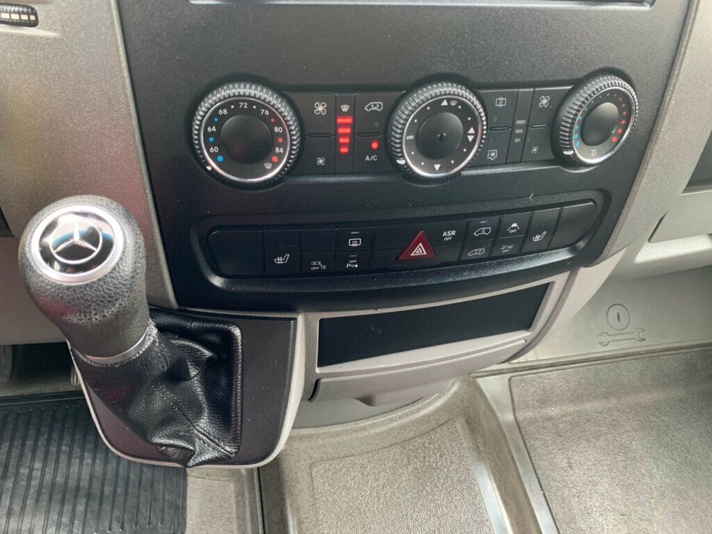 2016 Mercedes-Benz Sprinter Passenger Vans RWD 2500 144" 3.0L V6 LOW MILES DIESEL Ex Key - 22919274 - 46