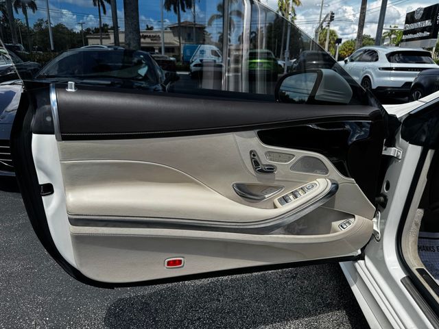 2016 Mercedes-Benz S-Class 2dr Coupe S 550 4MATIC - 23042872 - 7